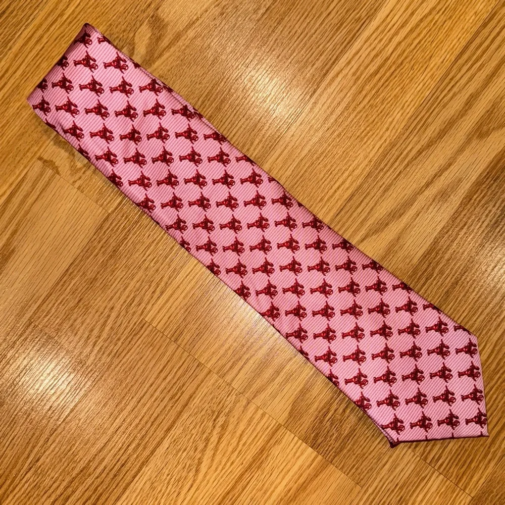 Rivetz of Boston‎ 100% Silk Pink Lobster Tie